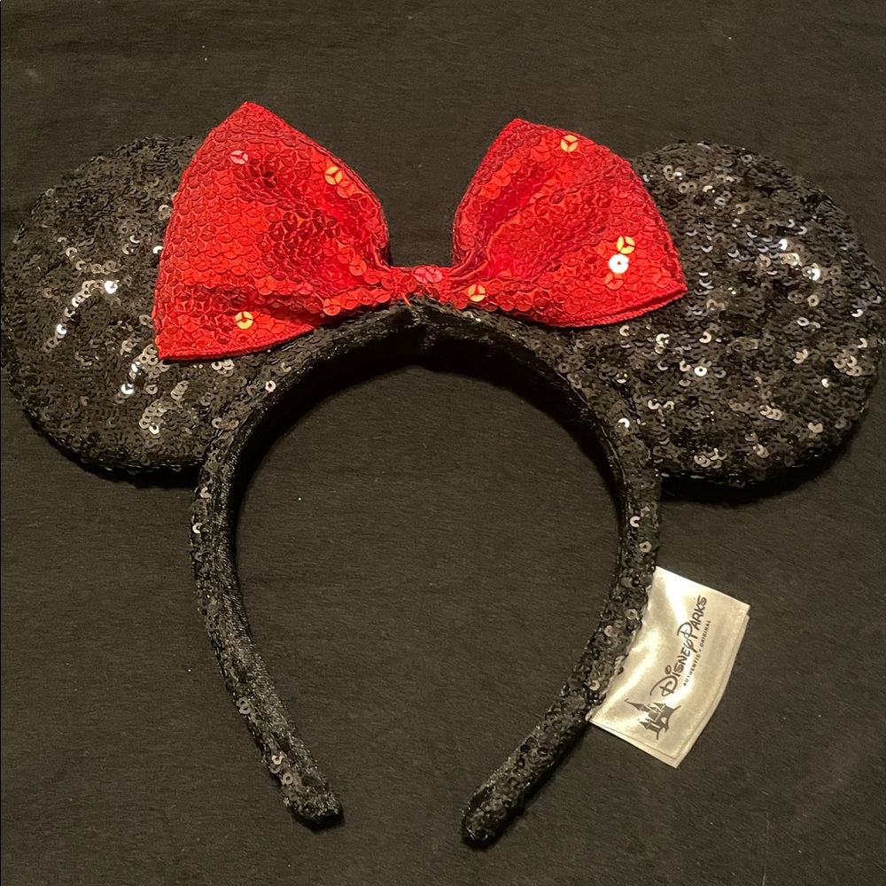Sequin Minnie Mouse ears